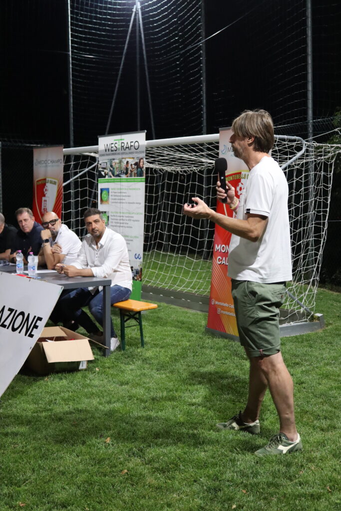 Il dirigente Matteo Pivotto intervenuto durante la Presentazione della Prima Squadra